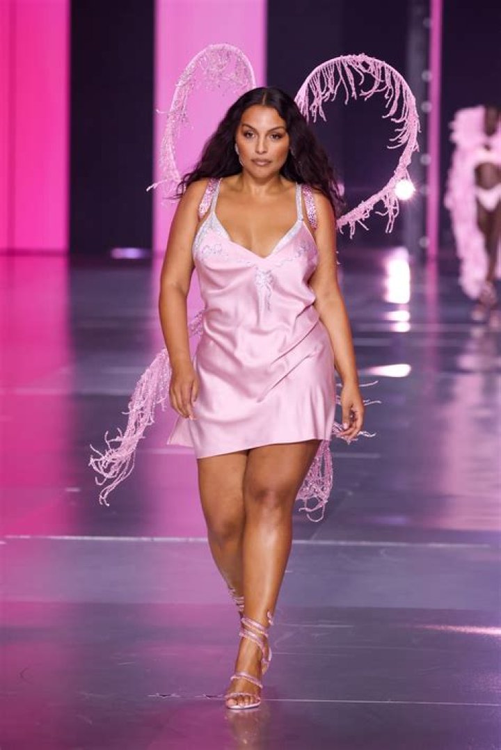 Paloma Elsesser's Body Measurements And The Impact On Beauty Standards